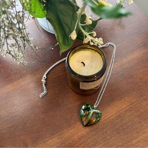 Green multicolored heart dangling necklace